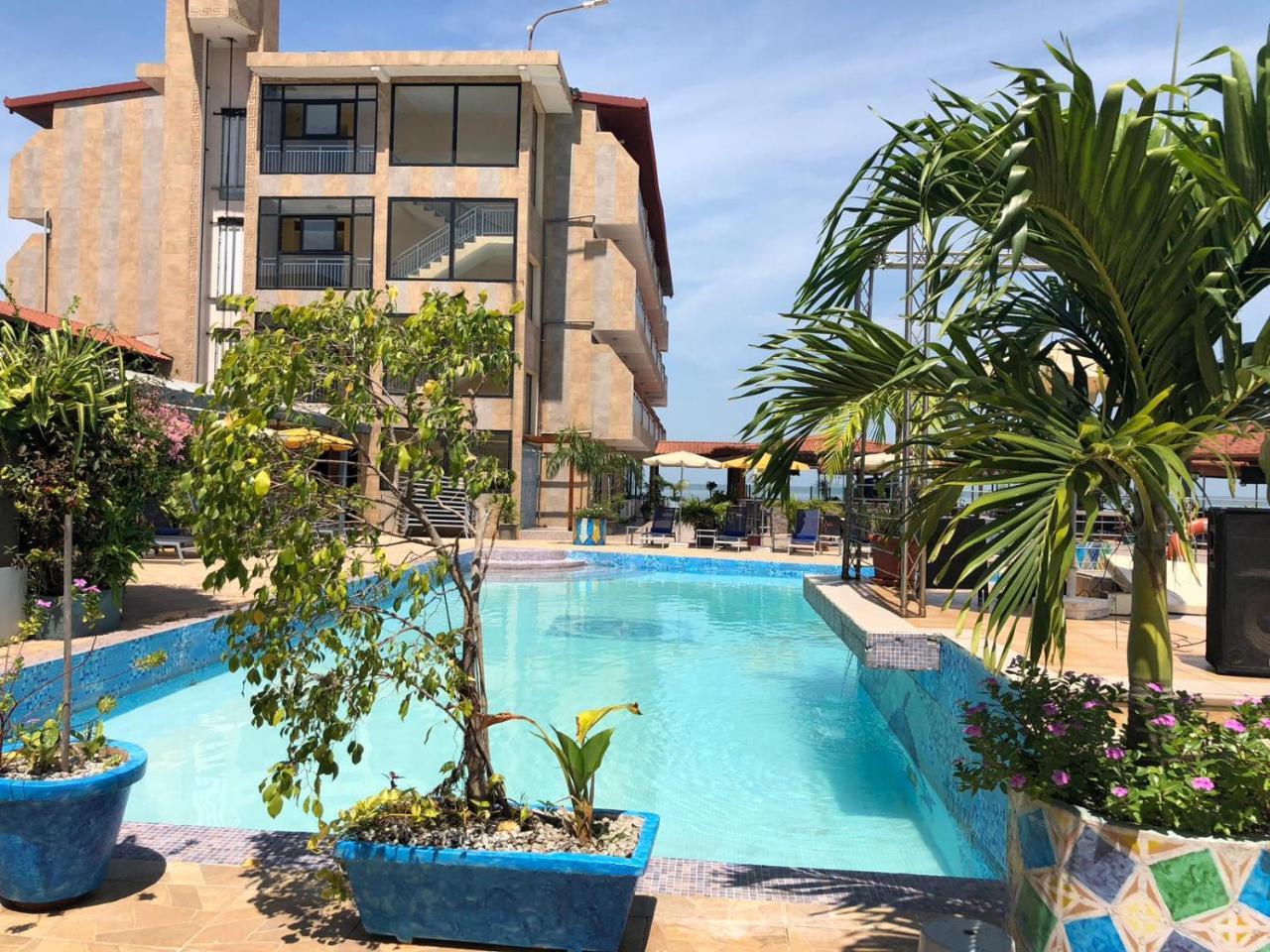 Hotel Le Petit Bateau 코나크리 외부 사진